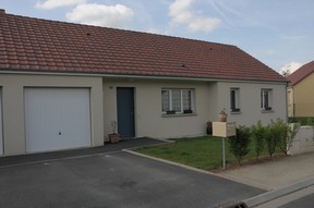 Maison - Type 5 - 106,12m² - 621.87 € - MONTGIVRAY