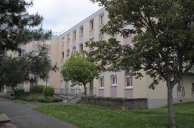 Appartement – Type 5 – 87m² – 380.47 € – ARGENTON-SUR-CREUSE