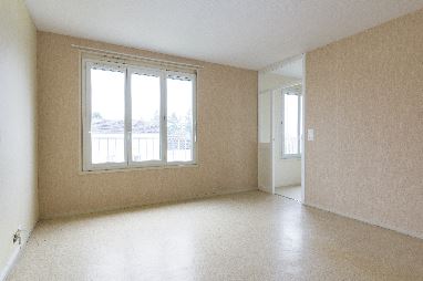 Appartement – Type 4 – 80m² – 336.25 € – LE BLANC