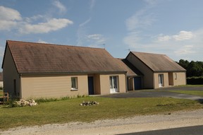 Maison - Type 4 - 82,37m² - 486.76 € - MÉOBECQ
