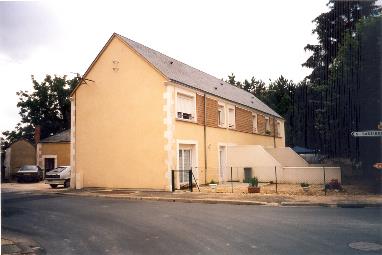Maison - Type 4 - 69,41m² - 419.94 € - MÂRON