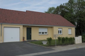 Maison – Type 3 – 74,25m² – 488.19 € – MONTGIVRAY