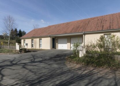 Maison - Type 4 - 82,55m² - 556.6 € - JEU-LES-BOIS