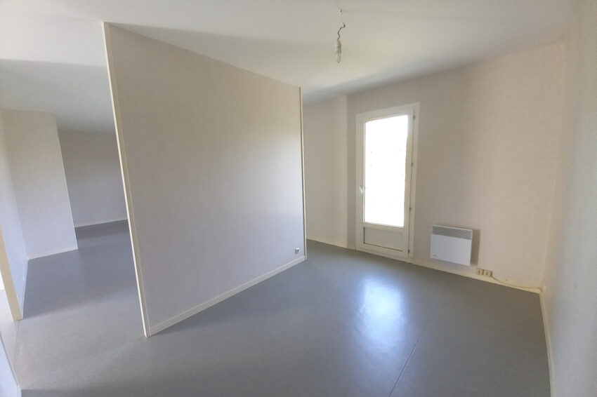Individuel – Type 3 – 70m² – 81000 € – FONTGUENAND