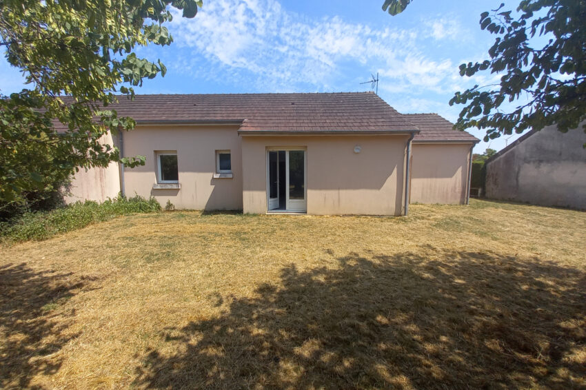 Individuel – Type 3 – 74.31m² – 75000 € – VOUILLON