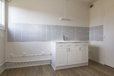 Appartement – Type 4 – 75m² – 363.79 € – SAINT-GAULTIER