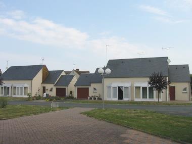 Maison - Type 2 - 55m² - 402.36 € - AZAY-LE-FERRON