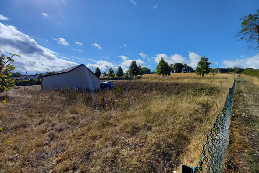 Terrain – 25000 € – ARGENTON-SUR-CREUSE