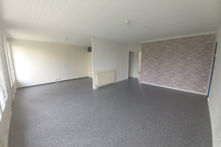 Individuel – Type 6 – 113m² – 100000 € – LE BLANC