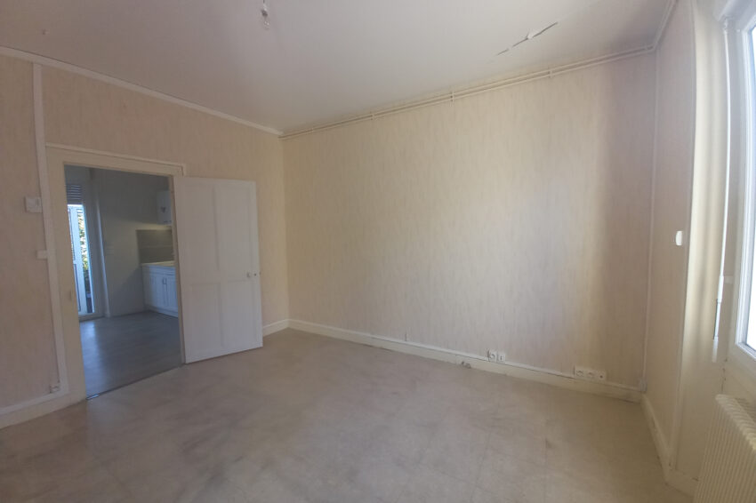 Individuel – Type 3 – 57m² – 75000 € – CHATEAUROUX
