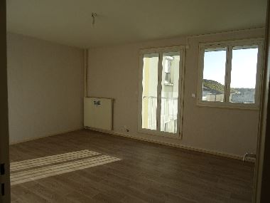 Appartement - Type 4 - 76m² - 320.8 € - ISSOUDUN