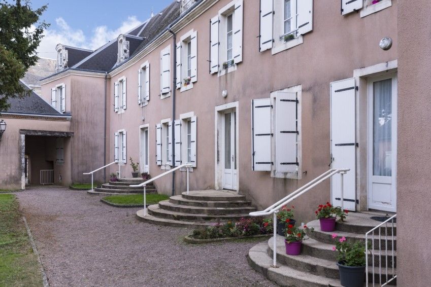 Appartement – Type 2 – 67m² – 377.11 € – CLUIS