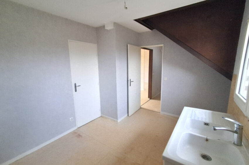 Individuel – Type 5 – 100m² – 100000 € – FONTGUENAND