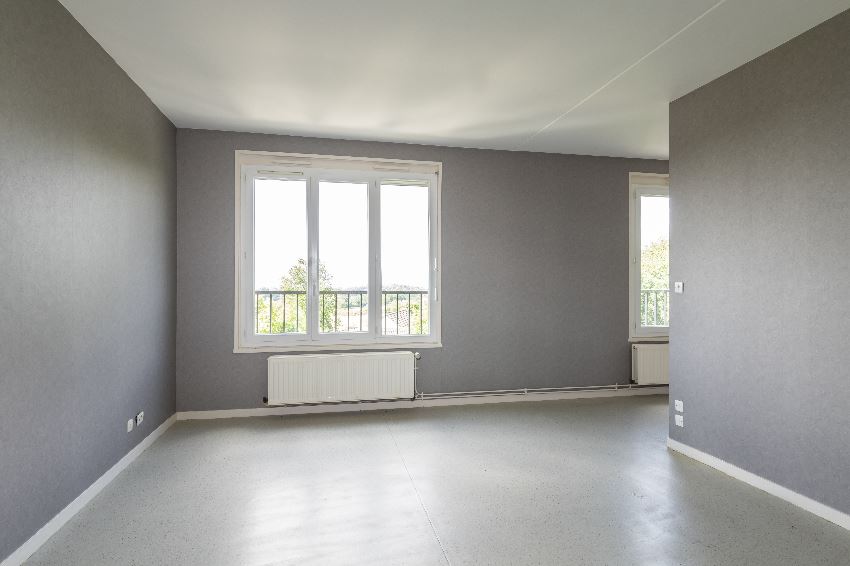Appartement – Type 4 – 77m² – 352.57 € – AIGURANDE