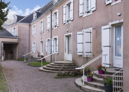 Appartement - Type 2 - 67m² - 377.11 € - CLUIS