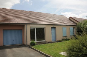 Maison - Type 4 - 81,07m² - 550.2 € - VILLEGONGIS