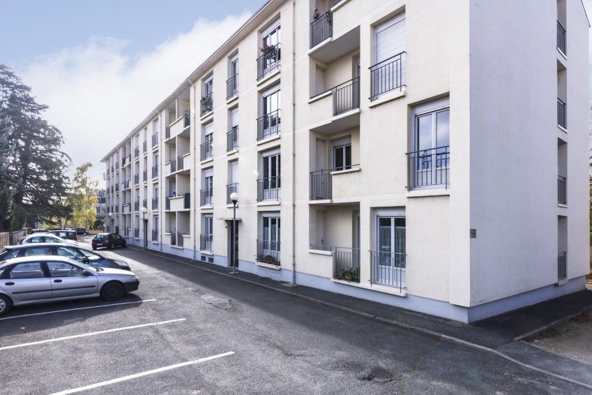 Appartement – Type 5 – 91m² – 423.26 € – SAINT-GAULTIER