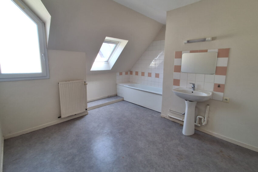 Individuel – Type 4 – 94m² – 115500 € – DEOLS