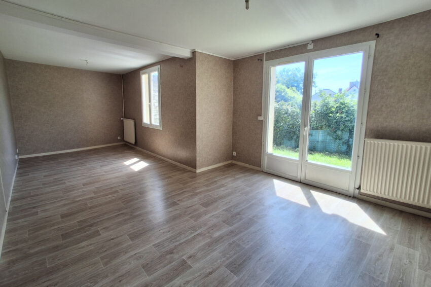 Individuel – Type 4 – 94m² – 115500 € – DEOLS