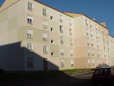 Appartement - Type 5 - 99m² - 409.35 € - LE BLANC