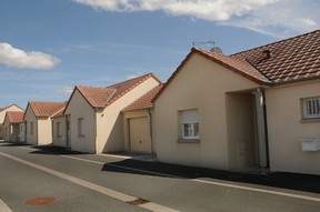Maison - Type 4 - 80,87m² - 548.42 € - ISSOUDUN