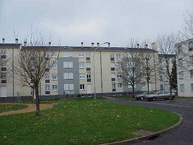 Appartement - Type 4 - 75m² - 375.68 € - DÉOLS