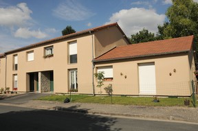 Maison - Type 3 - 62m² - 331.1 € - SAINT-GENOU
