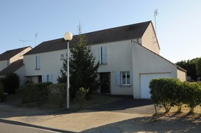 Maison - Type 5 - 105,28m² - 702.42 € - ROSNAY