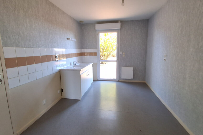 Individuel – Type 4 – 79.81m² – 77000 € – ECUEILLE