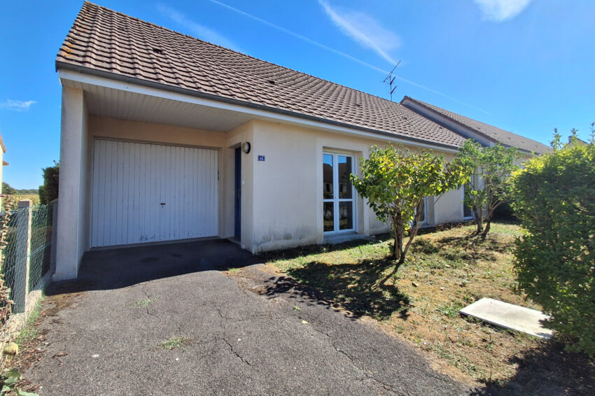 Individuel – Type 4 – 79.81m² – 77000 € – ECUEILLE