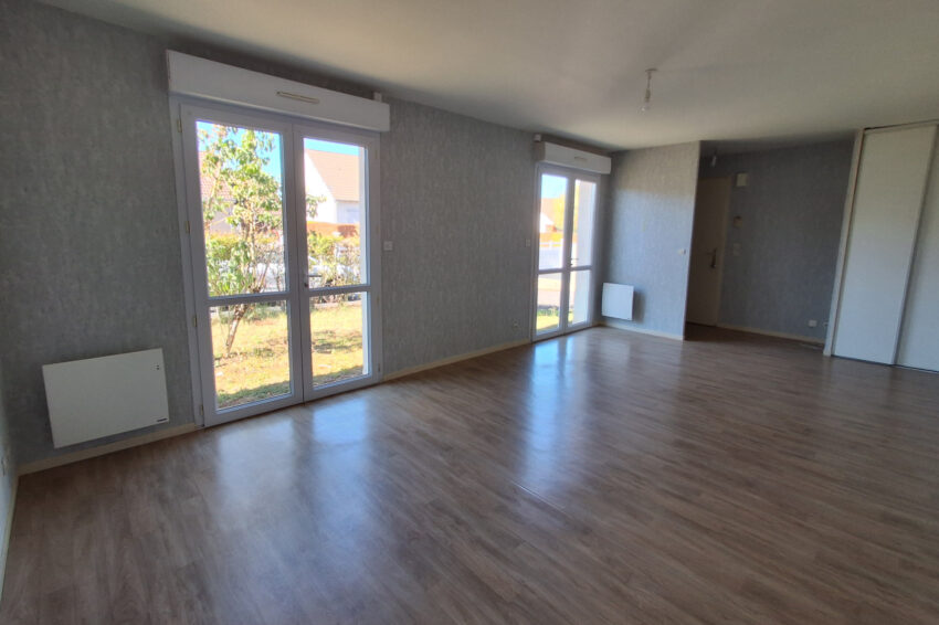 Individuel – Type 4 – 79.81m² – 77000 € – ECUEILLE