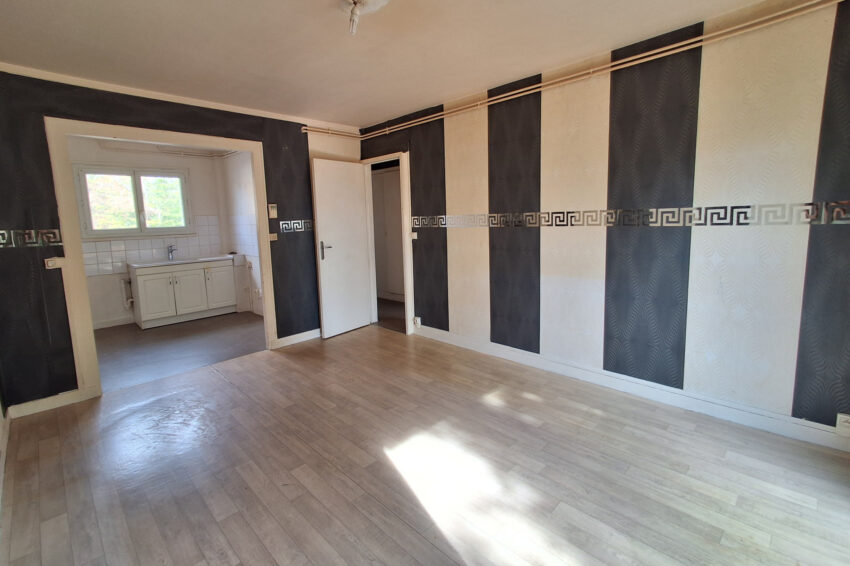 Individuel – Type 5 – 76m² – 81000 € – CHATEAUROUX